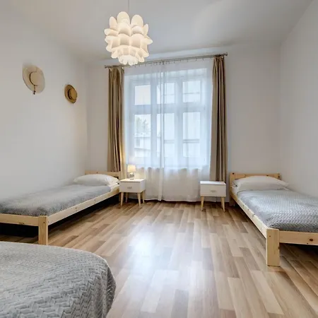 3 City - Anders Apartmán *